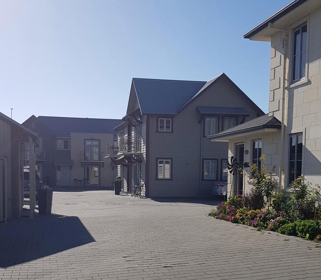 The Mews Oamaru Motel Ngoại thất bức ảnh